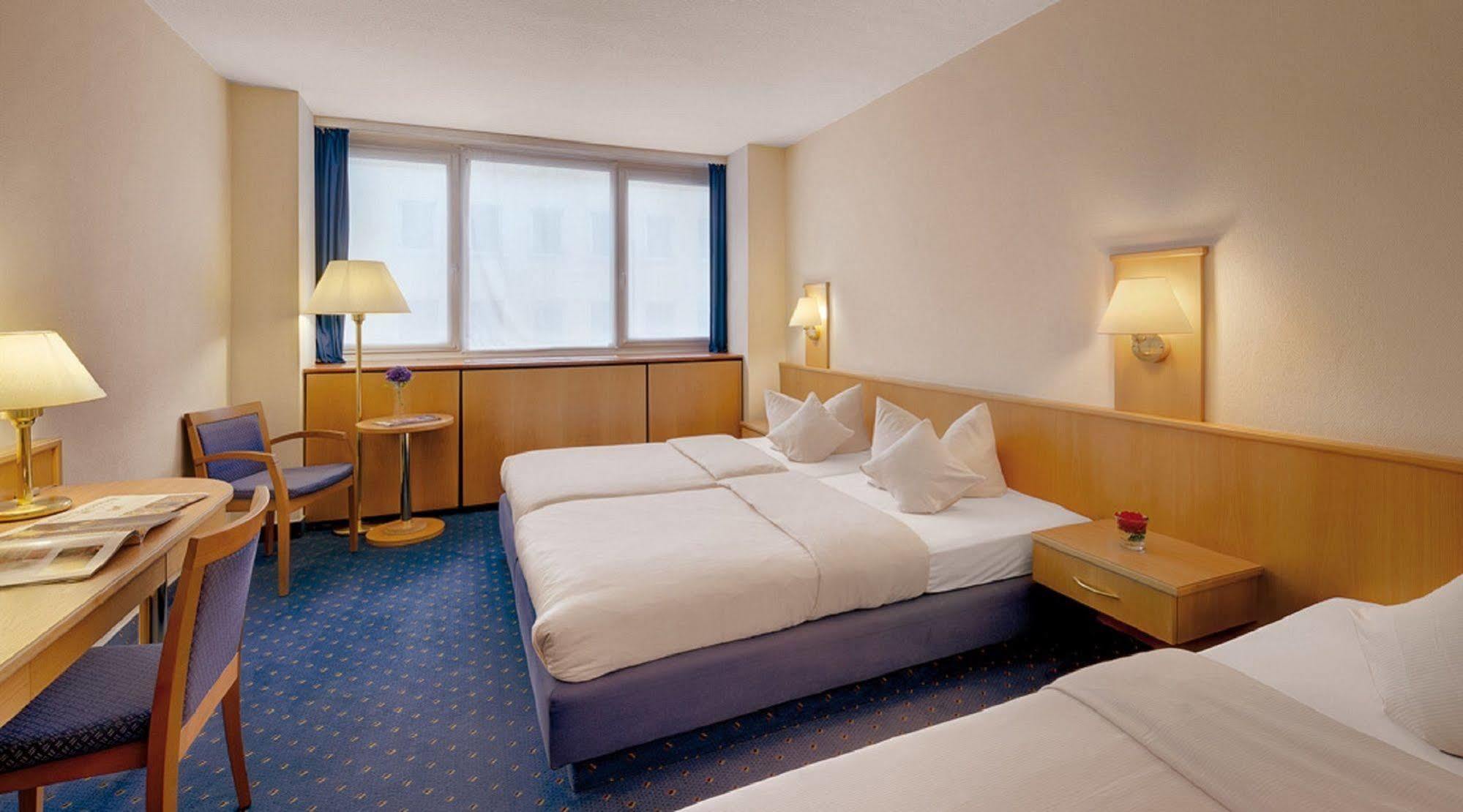 Hotel City-hotel 3*